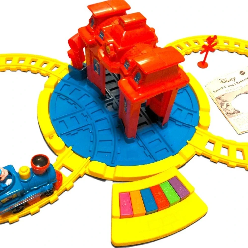 VTG 1994 Mattel Disney Switch Sound Railroad Train Set Mickey Complete #11919